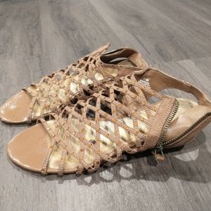 Multan brown women's 7.5M sandals with rhinestones